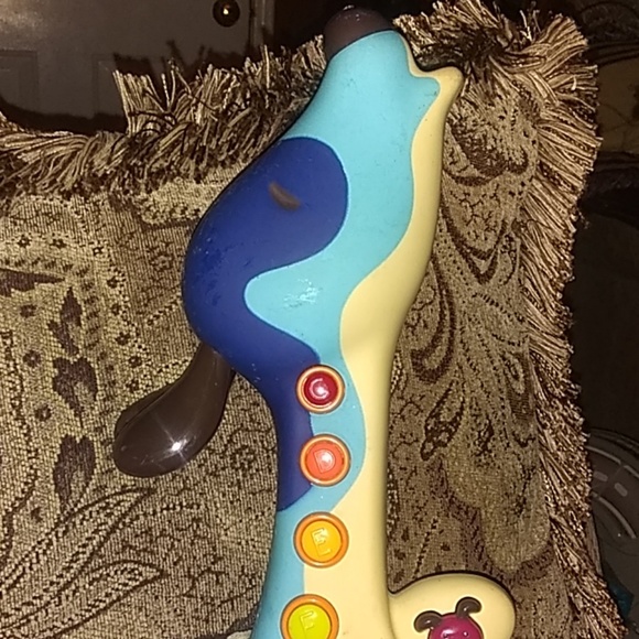 B Woofer Guitar - Picture 4 of 8